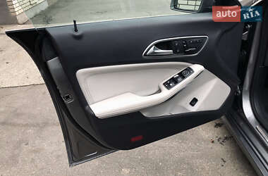Седан Mercedes-Benz CLA-Class 2016 в 