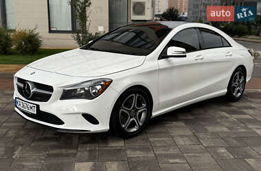 Седан Mercedes-Benz CLA-Class 2018 в Киеве