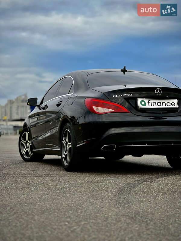 Седан Mercedes-Benz CLA-Class 2015 в Киеве