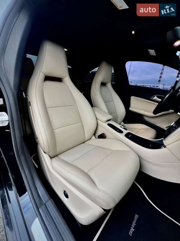 Седан Mercedes-Benz CLA-Class 2015 в Киеве