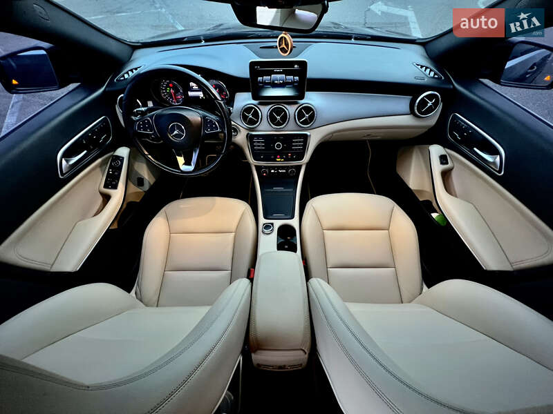 Седан Mercedes-Benz CLA-Class 2015 в Киеве