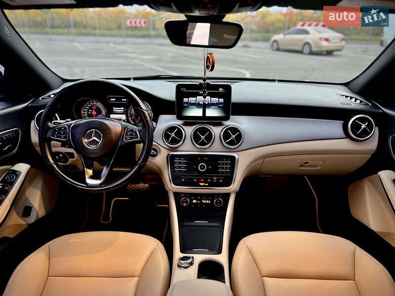 Седан Mercedes-Benz CLA-Class 2015 в Киеве