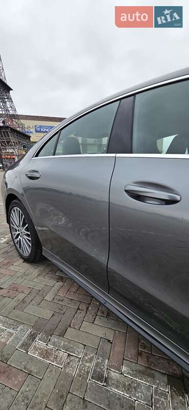 Седан Mercedes-Benz CLA-Class 2019 в Києві