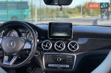 Седан Mercedes-Benz CLA-Class 2015 в  фото 18 Седан Mercedes-Benz CLA-Class 2015 в