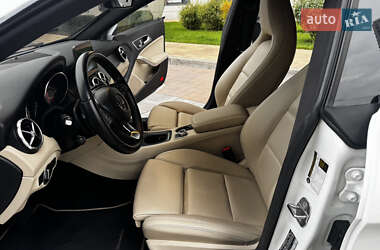 Седан Mercedes-Benz CLA-Class 2018 в  фото 11 Седан Mercedes-Benz CLA-Class 2018 в