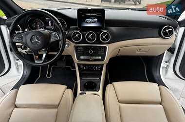 Седан Mercedes-Benz CLA-Class 2018 в  фото 20 Седан Mercedes-Benz CLA-Class 2018 в