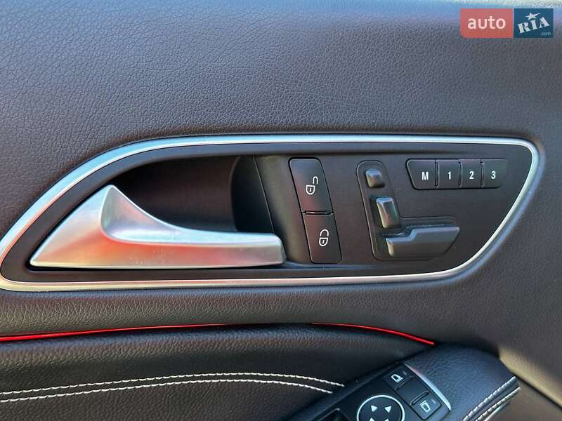 Седан Mercedes-Benz CLA-Class 2016 в Львові фото 20 Седан Mercedes-Benz CLA-Class 2016 в Львові