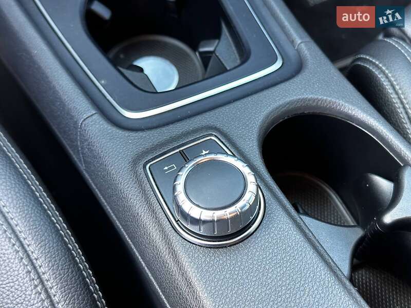 Седан Mercedes-Benz CLA-Class 2016 в Львові фото 27 Седан Mercedes-Benz CLA-Class 2016 в Львові