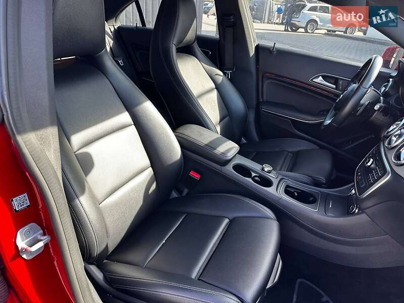 Седан Mercedes-Benz CLA-Class 2016 в Львові фото 39 Седан Mercedes-Benz CLA-Class 2016 в Львові