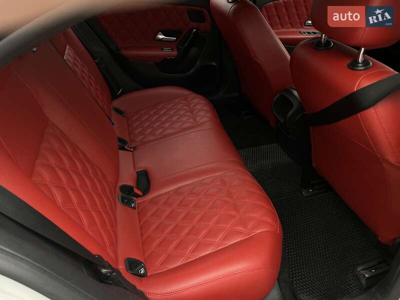 Седан Mercedes-Benz CLA-Class 2019 в Києві фото 18 Седан Mercedes-Benz CLA-Class 2019 в Києві