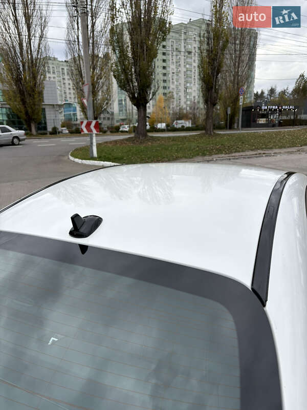 Седан Mercedes-Benz CLA-Class 2018 в Києві фото 23 Седан Mercedes-Benz CLA-Class 2018 в Києві