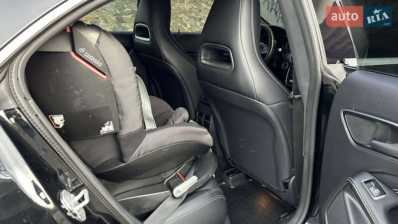 Седан Mercedes-Benz CLA-Class 2016 в Киеве фото 29 Седан Mercedes-Benz CLA-Class 2016 в Киеве