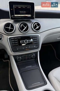 Седан Mercedes-Benz CLA-Class 2014 в Киеве