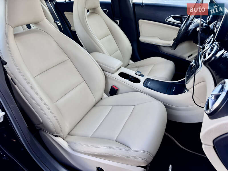 Седан Mercedes-Benz CLA-Class 2014 в Києві фото 42 Седан Mercedes-Benz CLA-Class 2014 в Києві