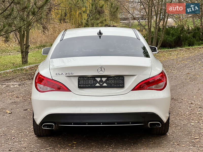Седан Mercedes-Benz CLA-Class 2015 в Валках