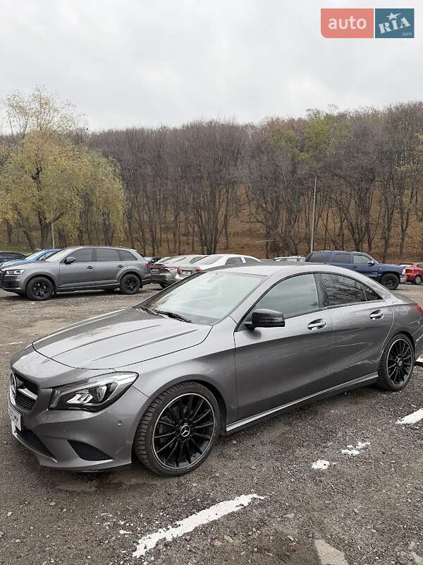 Седан Mercedes-Benz CLA-Class 2014 в Киеве фото 17 Седан Mercedes-Benz CLA-Class 2014 в Киеве
