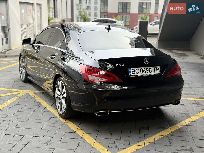 Седан Mercedes-Benz CLA-Class 2015 в Львові