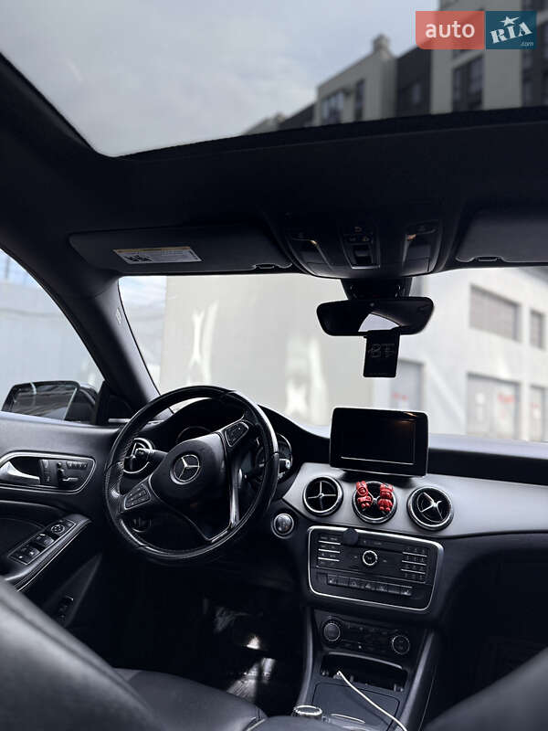 Седан Mercedes-Benz CLA-Class 2015 в Львові