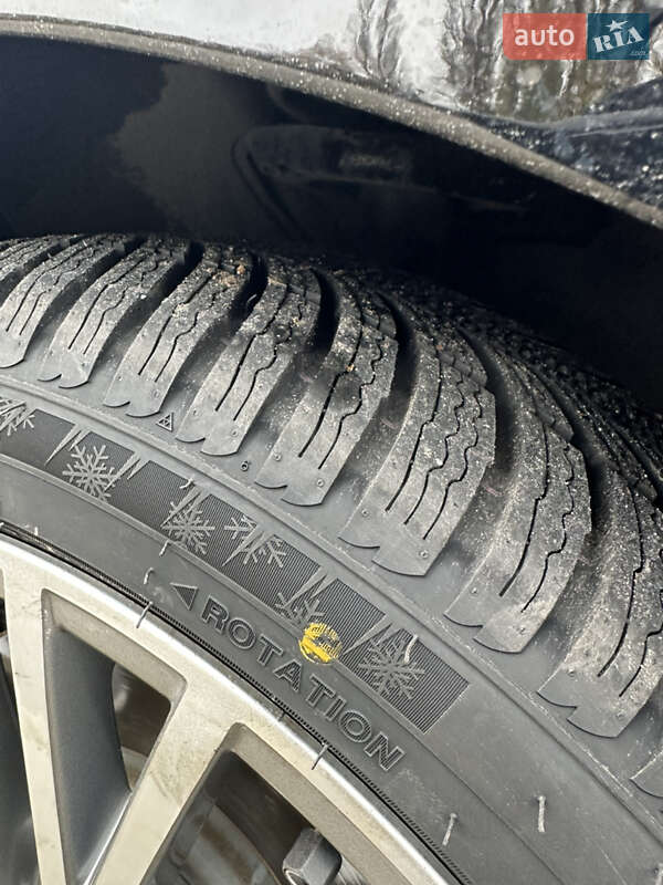 Седан Mercedes-Benz CLA-Class 2019 в Киеве фото 12 Седан Mercedes-Benz CLA-Class 2019 в Киеве