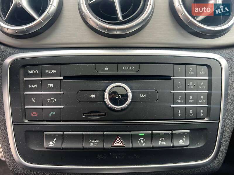 Седан Mercedes-Benz CLA-Class 2016 в Львові