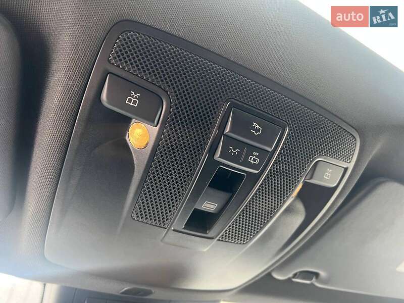 Седан Mercedes-Benz CLA-Class 2016 в Львові