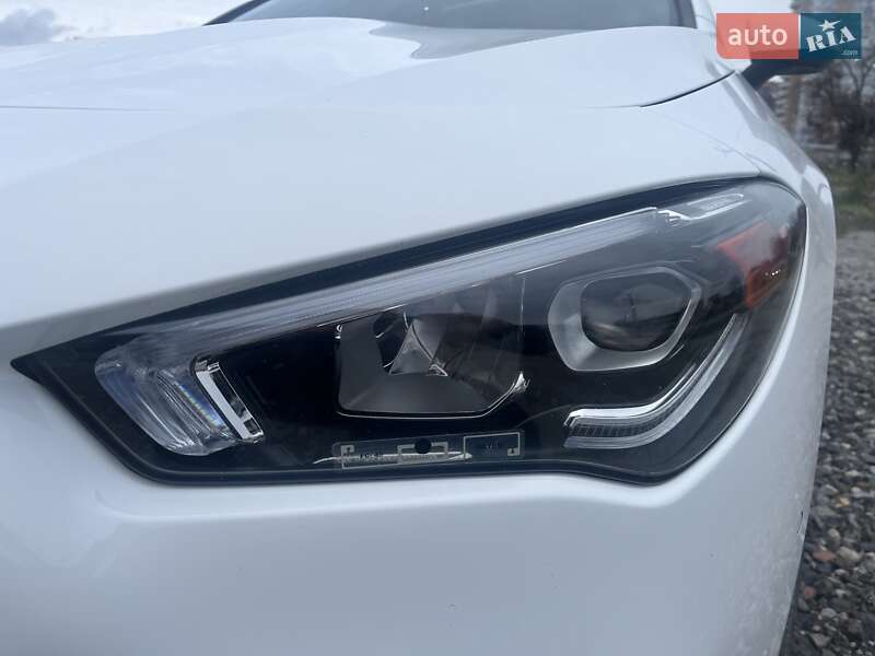 Седан Mercedes-Benz CLA-Class 2019 в Харькове