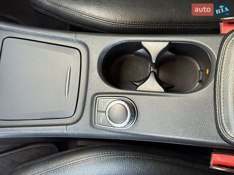 Седан Mercedes-Benz CLA-Class 2014 в Дніпрі