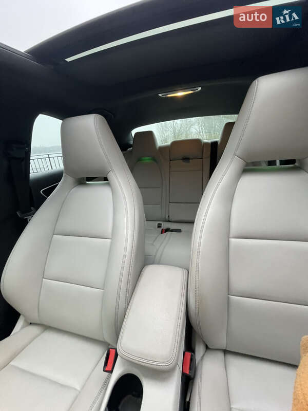 Седан Mercedes-Benz CLA-Class 2016 в Тернополе фото 22 Седан Mercedes-Benz CLA-Class 2016 в Тернополе