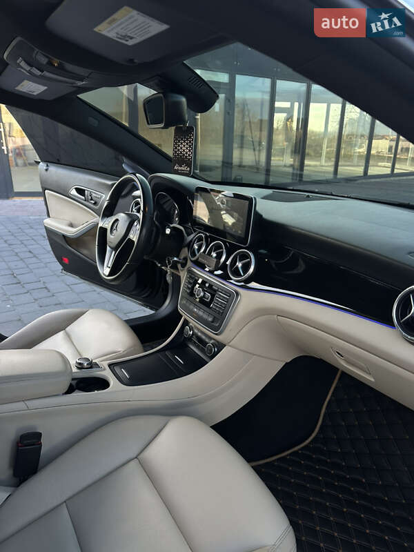 Седан Mercedes-Benz CLA-Class 2013 в Львове