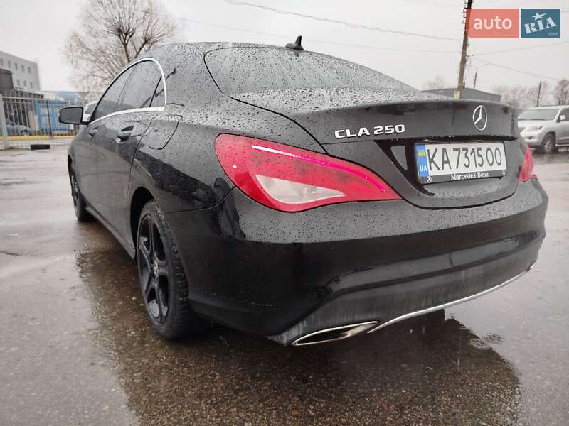 Седан Mercedes-Benz CLA-Class 2018 в Киеве