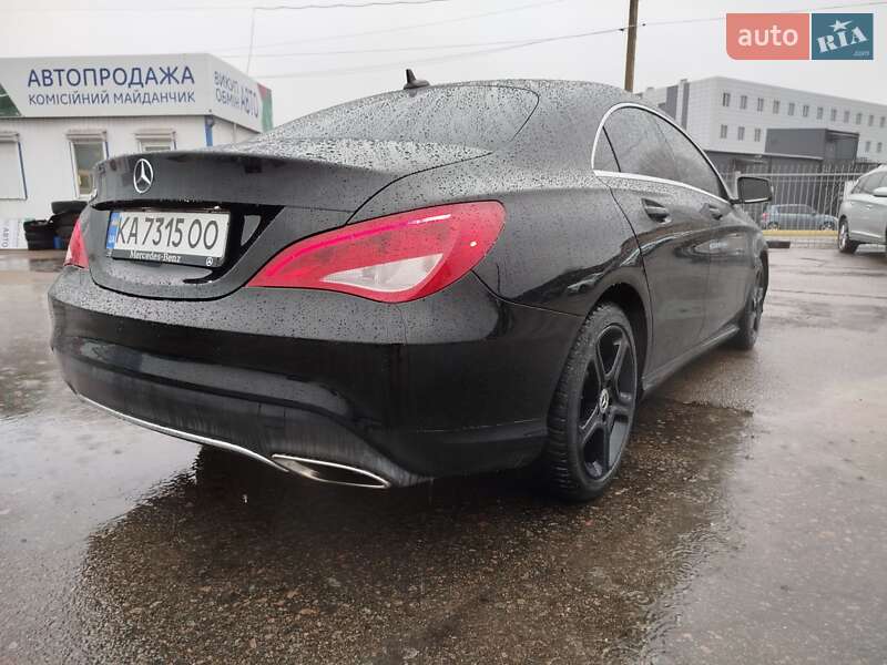 Седан Mercedes-Benz CLA-Class 2018 в Киеве
