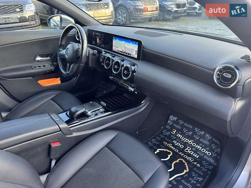 Седан Mercedes-Benz CLA-Class 2019 в Тернополе