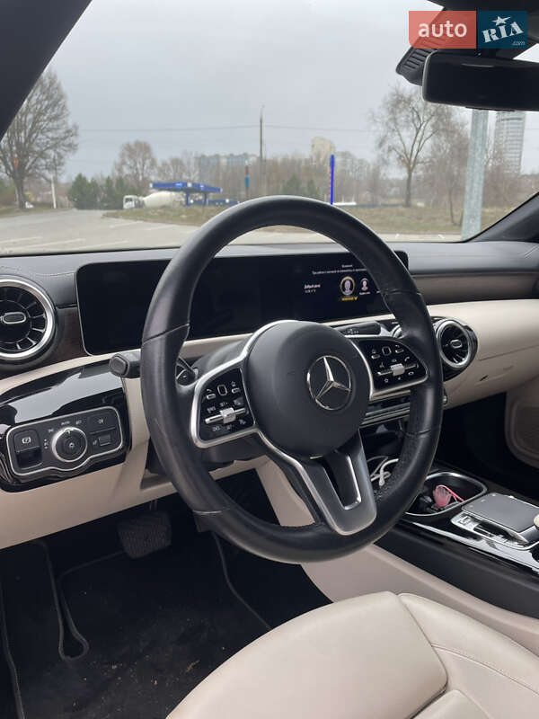 Седан Mercedes-Benz CLA-Class 2019 в Запорожье