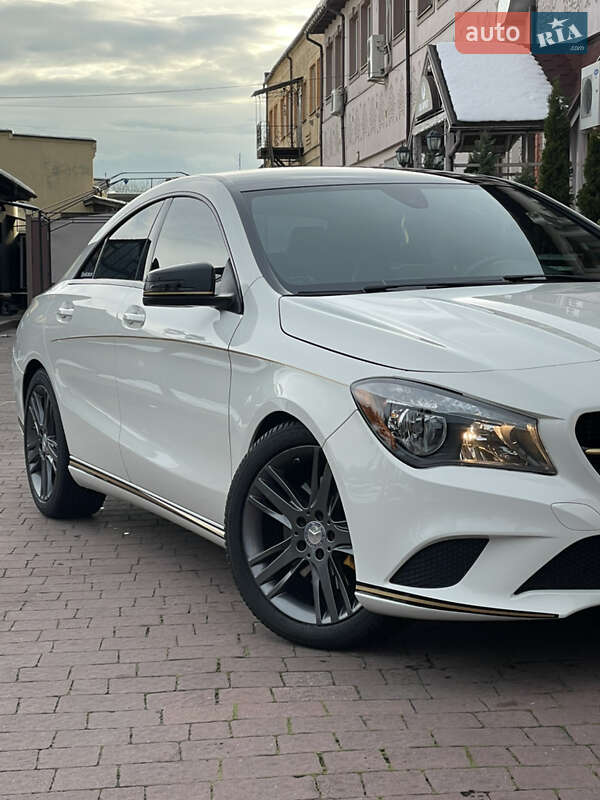 Седан Mercedes-Benz CLA-Class 2015 в Стрию