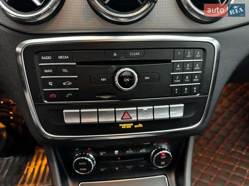 Седан Mercedes-Benz CLA-Class 2018 в Киеве