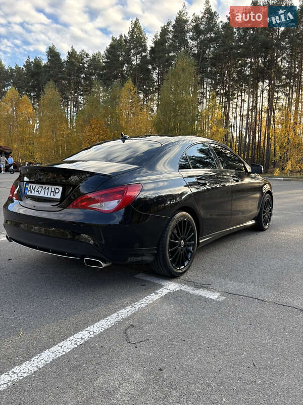 Седан Mercedes-Benz CLA-Class 2015 в Киеве
