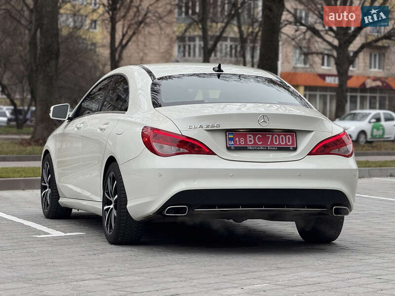 Седан Mercedes-Benz CLA-Class 2015 в Ровно фото 9 Седан Mercedes-Benz CLA-Class 2015 в Ровно