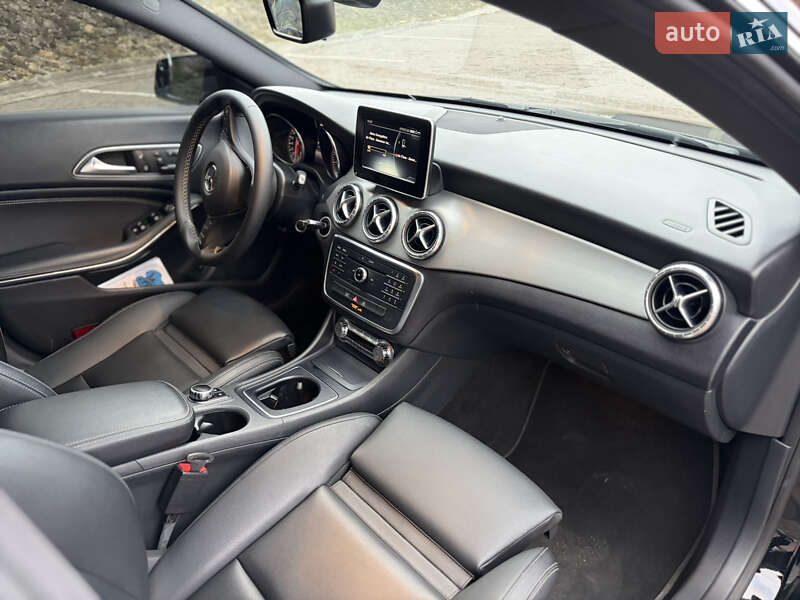 Седан Mercedes-Benz CLA-Class 2016 в Ровно