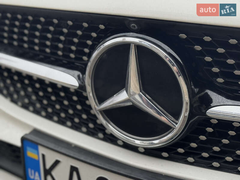 Седан Mercedes-Benz CLA-Class 2019 в Киеве