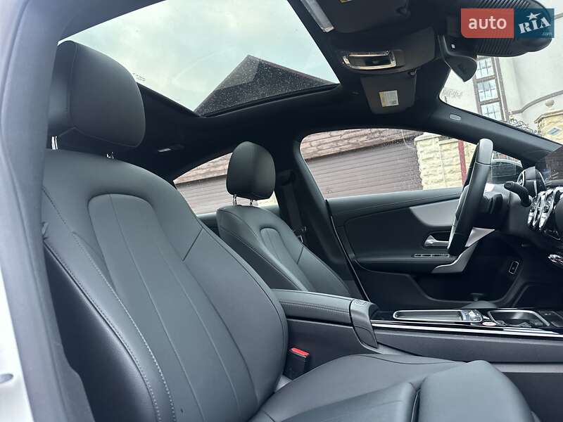 Седан Mercedes-Benz CLA-Class 2025 в Киеве