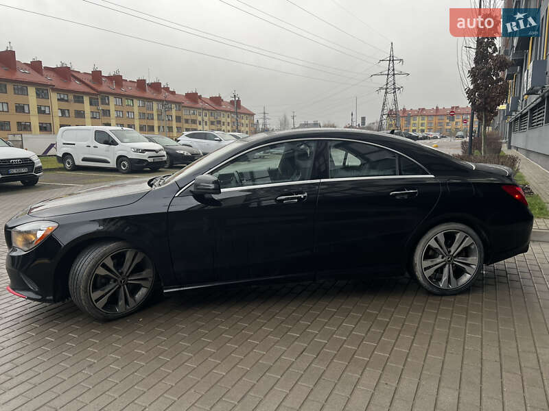 Седан Mercedes-Benz CLA-Class 2018 в Львові