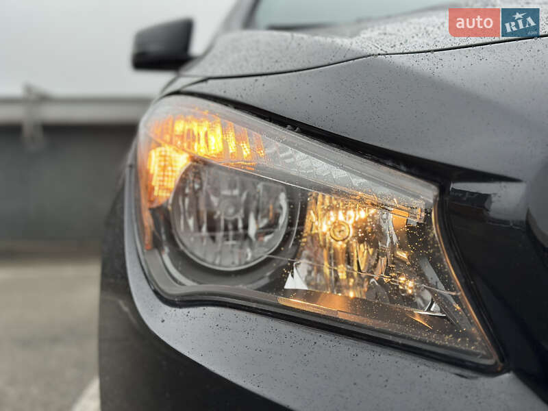 Седан Mercedes-Benz CLA-Class 2016 в Киеве