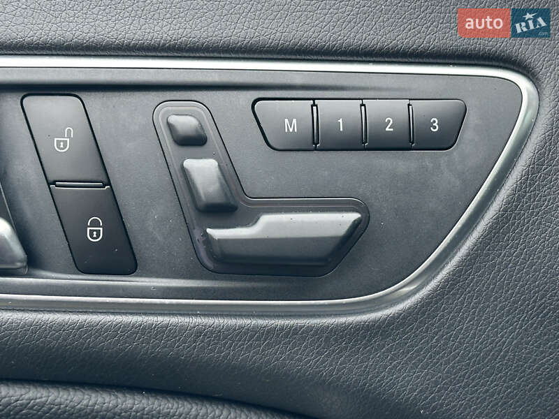 Седан Mercedes-Benz CLA-Class 2016 в Киеве