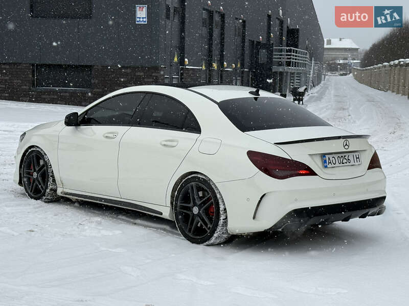 Седан Mercedes-Benz CLA-Class 2014 в Киеве