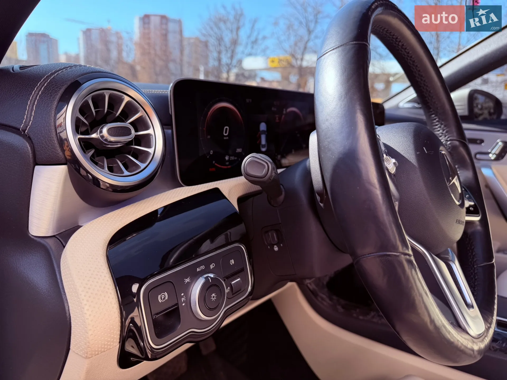 2019 Mercedes-Benz CLA-klasse - мініатюра 23