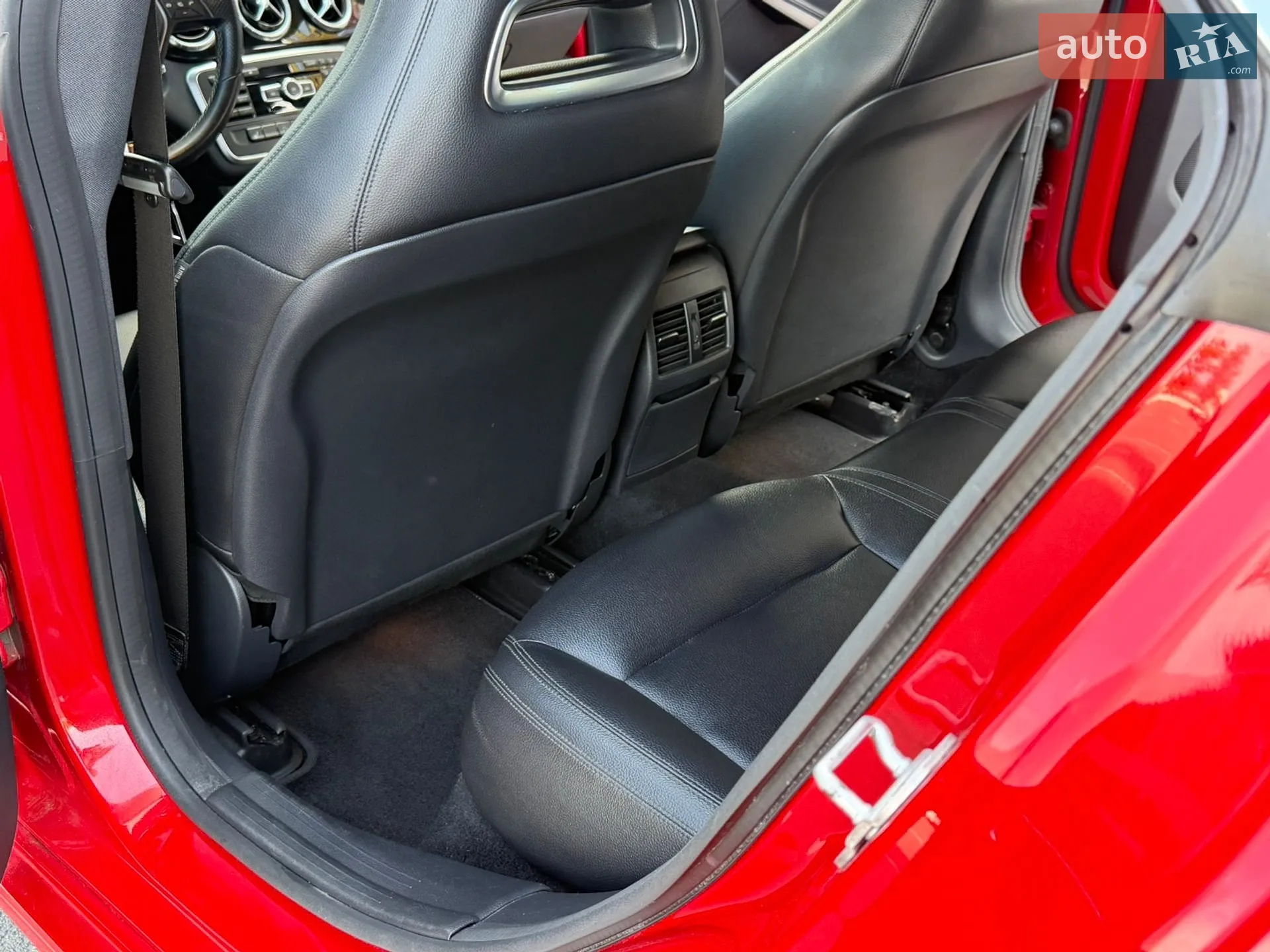 2014 Mercedes-Benz CLA-klasse - мініатюра 27
