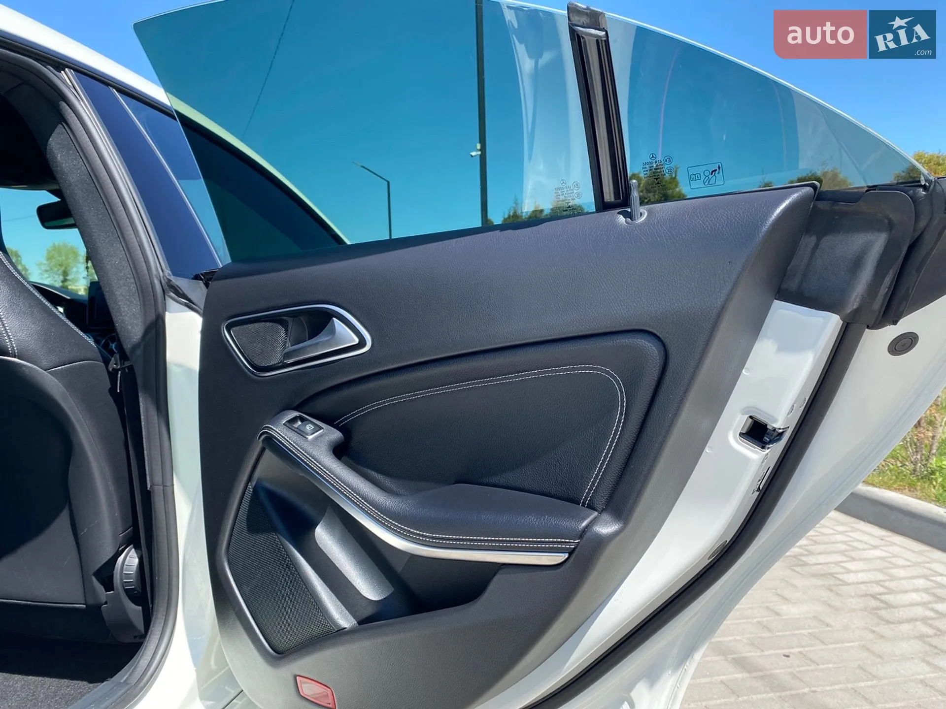 2016 Mercedes-Benz CLA-klasse - мініатюра 25
