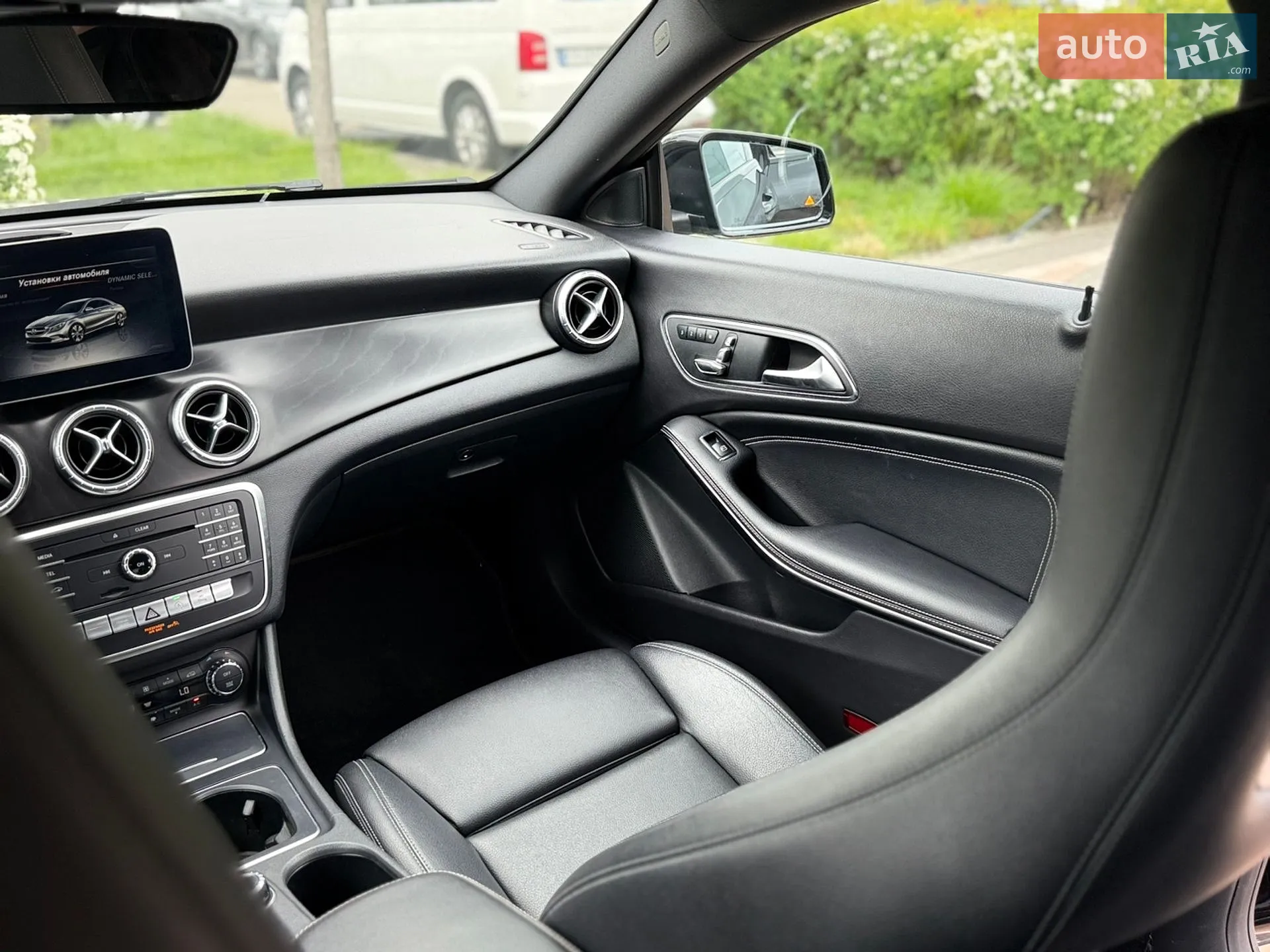 2017 Mercedes-Benz CLA-klasse - мініатюра 35