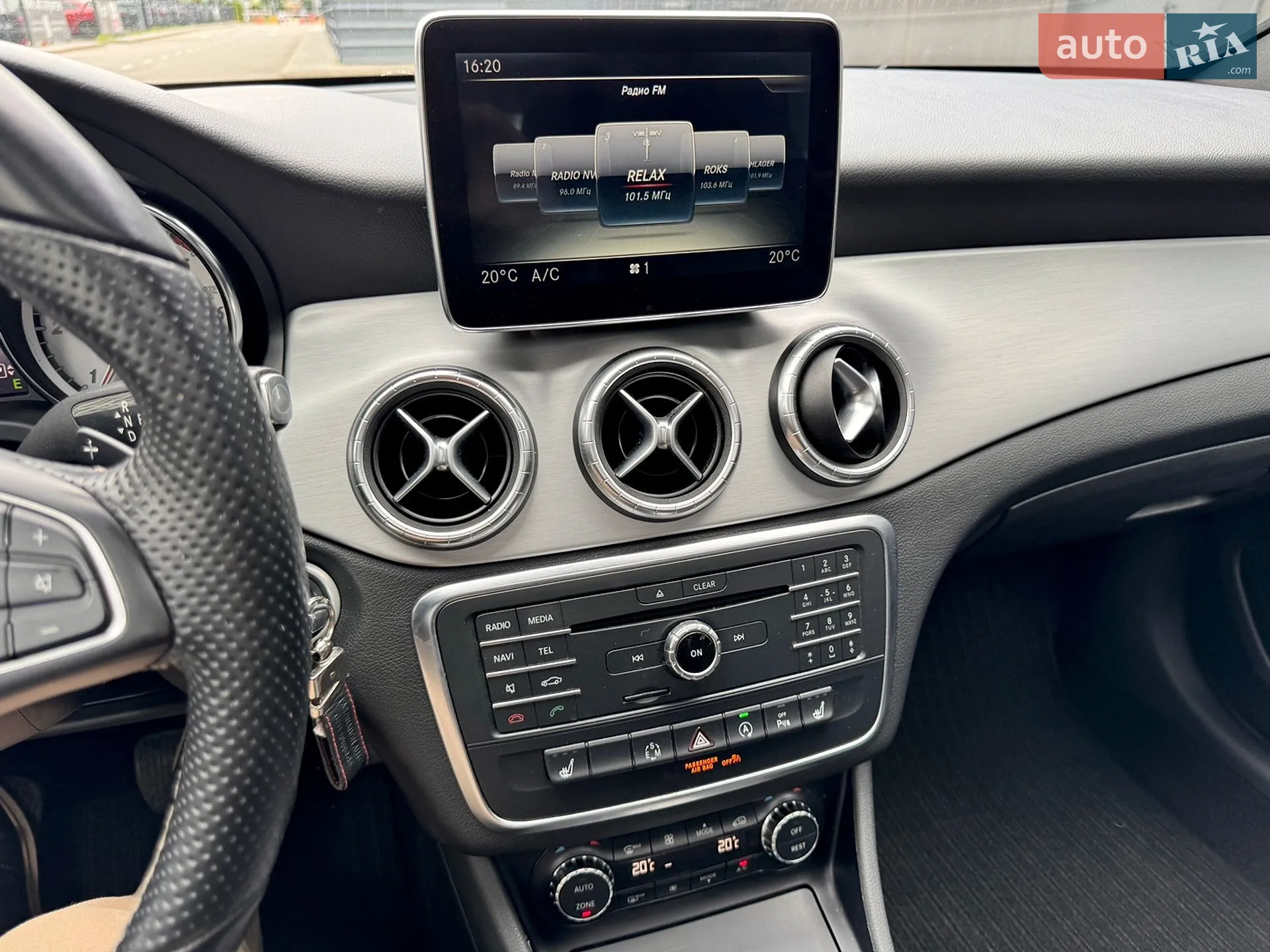 2015 Mercedes-Benz CLA-klasse - мініатюра 29