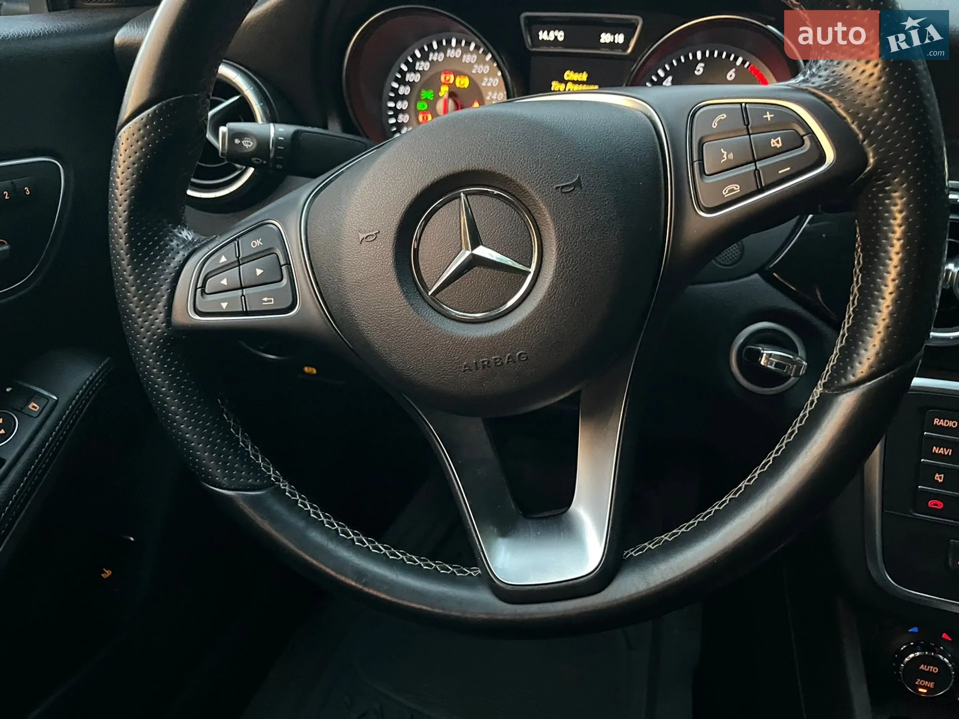 2015 Mercedes-Benz CLA-klasse - мініатюра 20